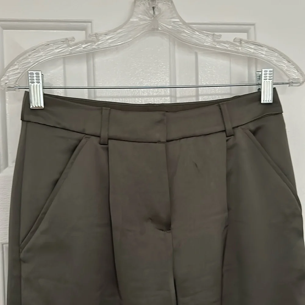 *Excellent Condition* Express, Wide Leg, High Waist, Green, Shiny, Cargo Pants - Picture 5 of 11